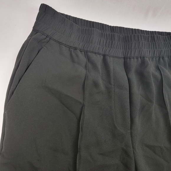 NWOT H&M crease front elastic waist high-waisted tapered leg black pant - Picture 5 of 8